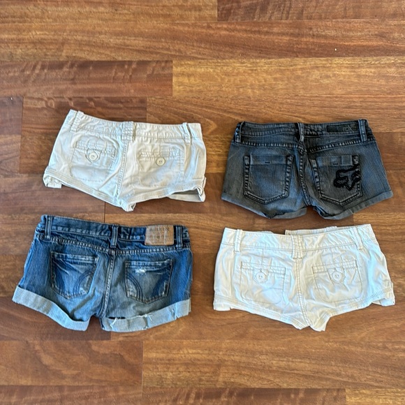 Four pairs of size zero jean shorts in perfect condition! - Picture 2 of 11